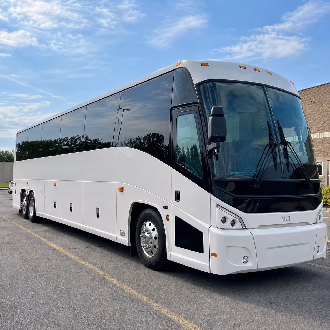 long distance military charter bus runs to twentynine palms and inland bases