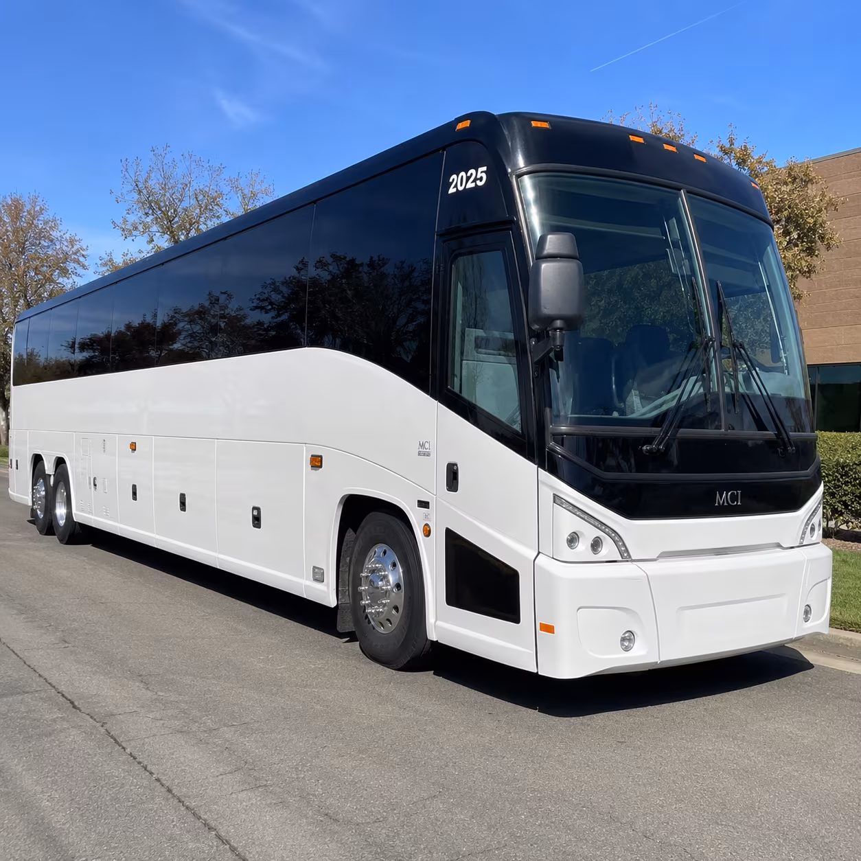 shuttle buses to honda center angel stadium and sofi stadium from mission viejo